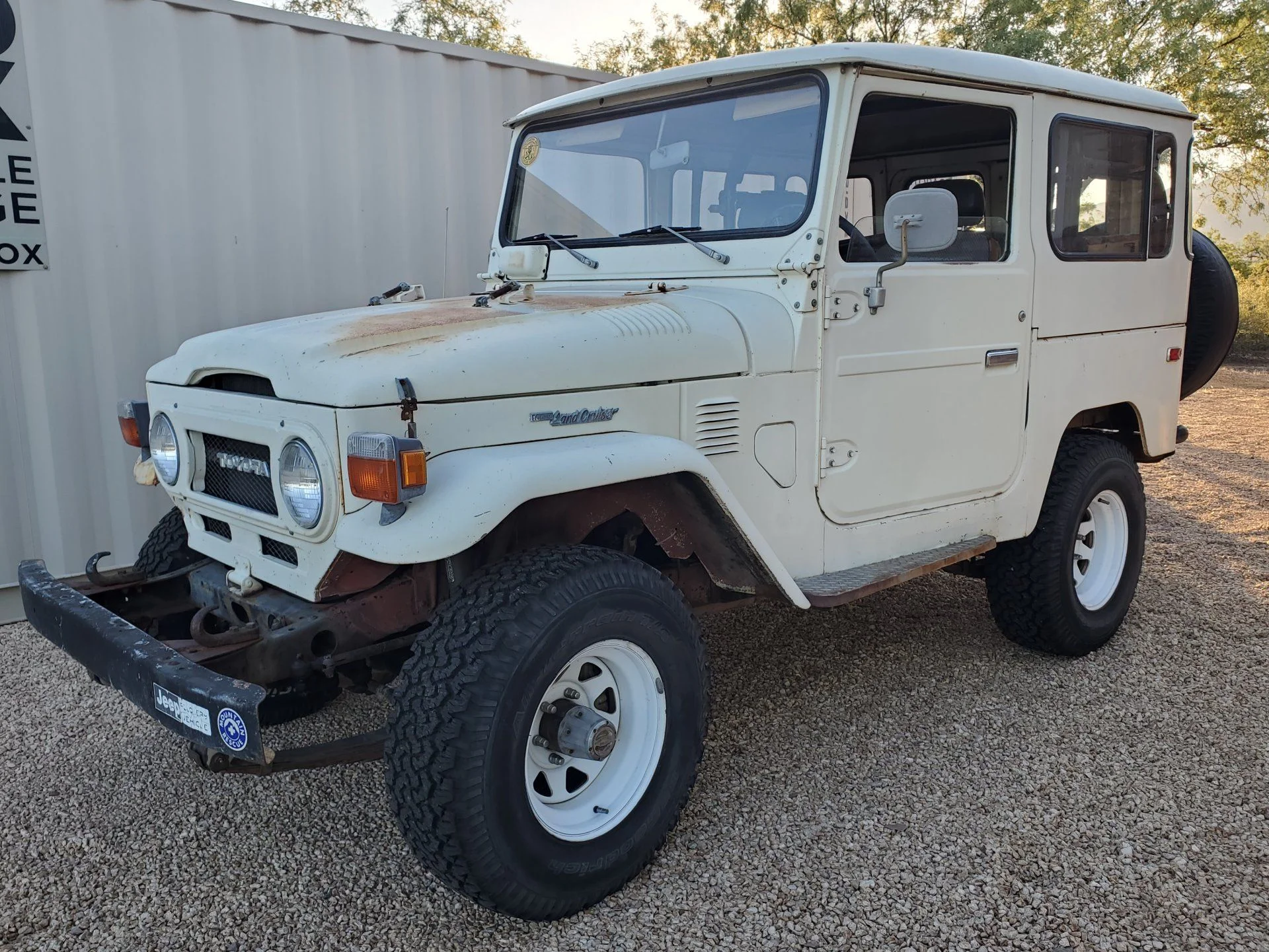 Driver side view 1.jpg