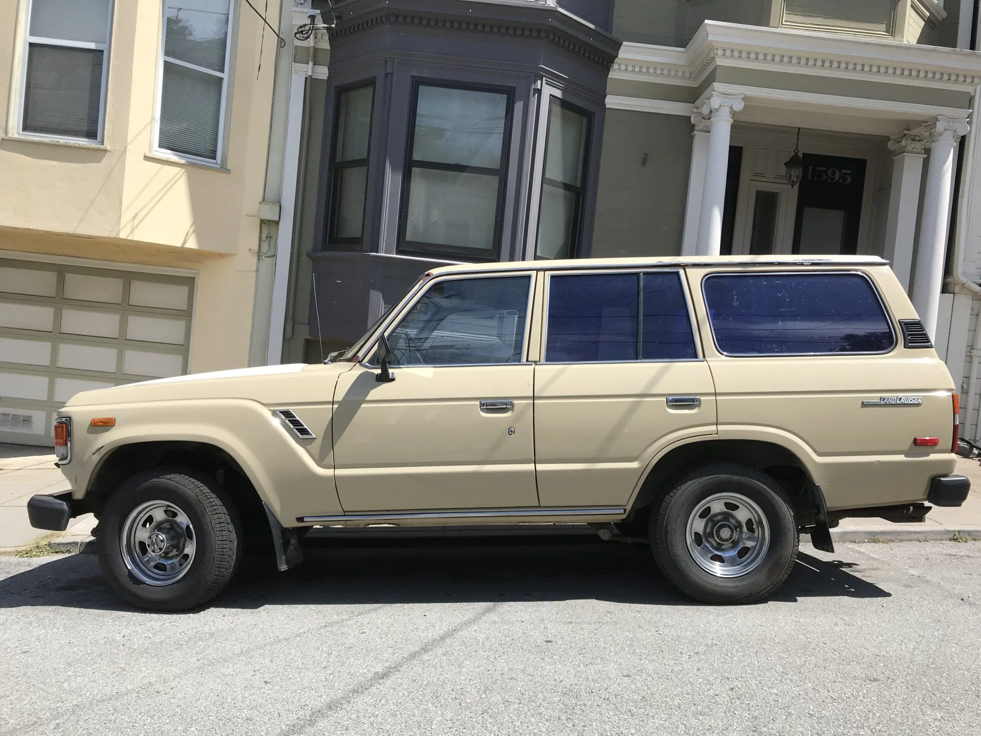 San Francisco: 1984 FJ60 Land Cruiser