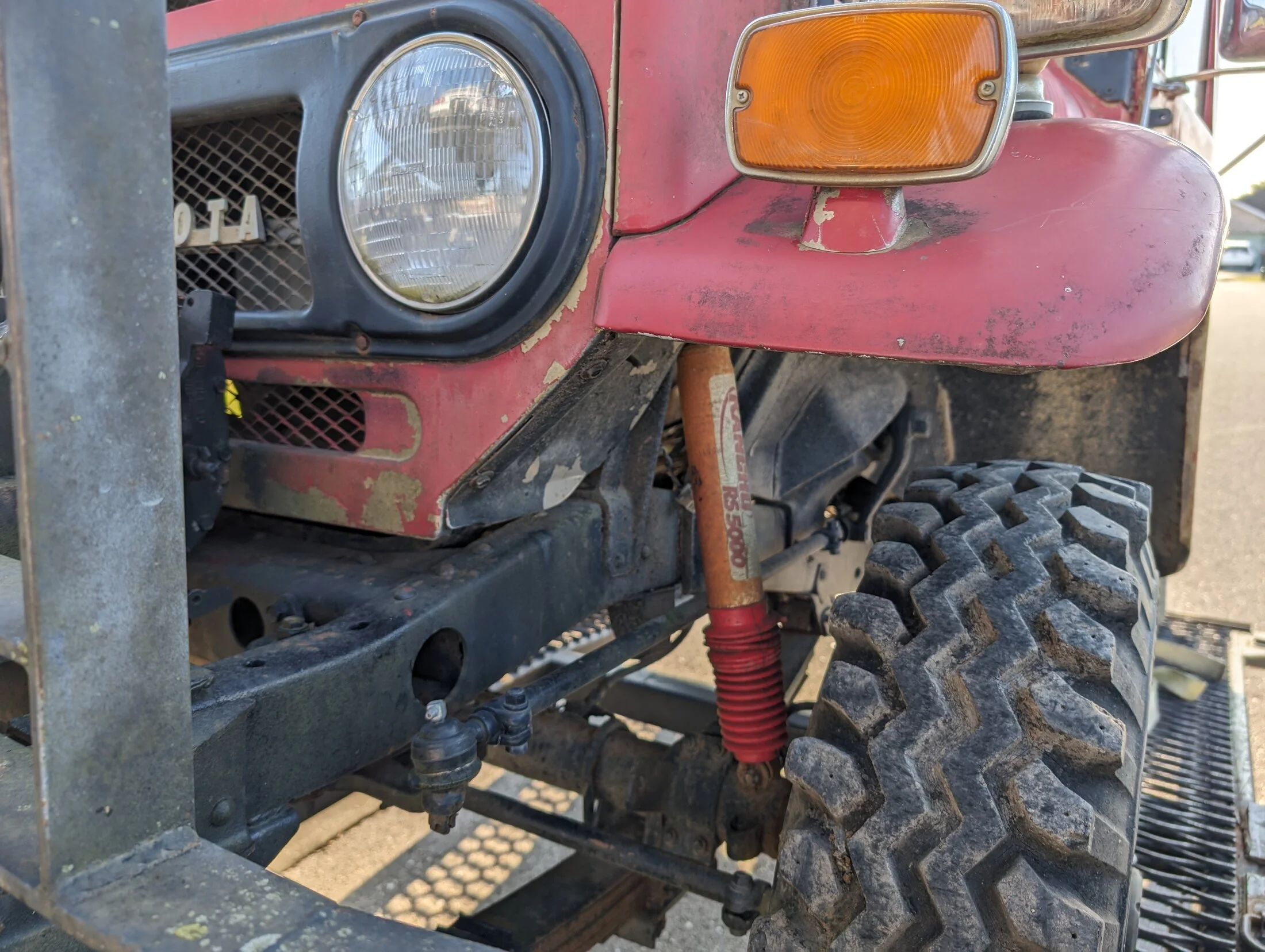 Driver's Front Shock.jpg