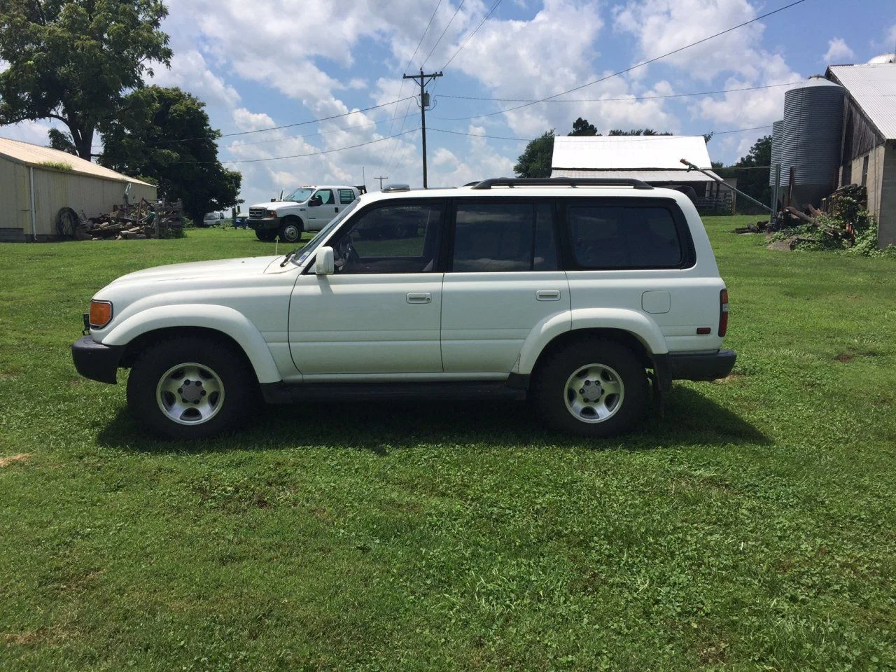 1996 White with Lockers Central Kentucky 216000