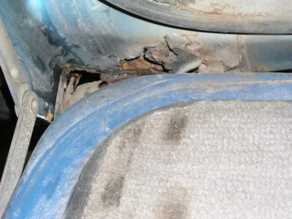 DS rear rust.jpg