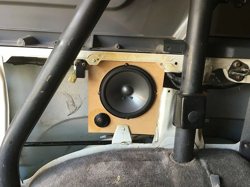 DS_Rear_Speaker.jpg