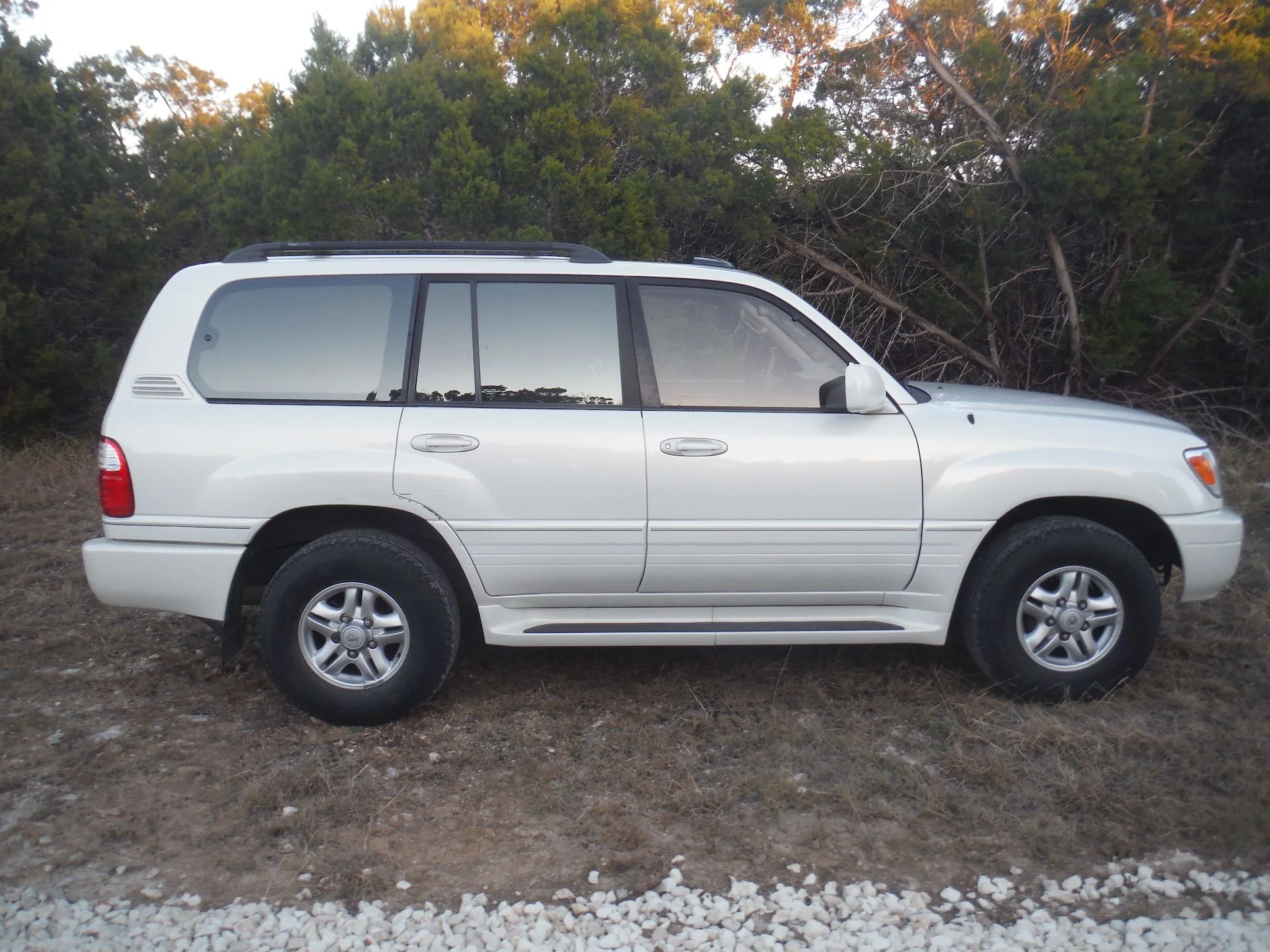 1999 Lexus LX470, Rust Free, 11 years of Service Records, Texas