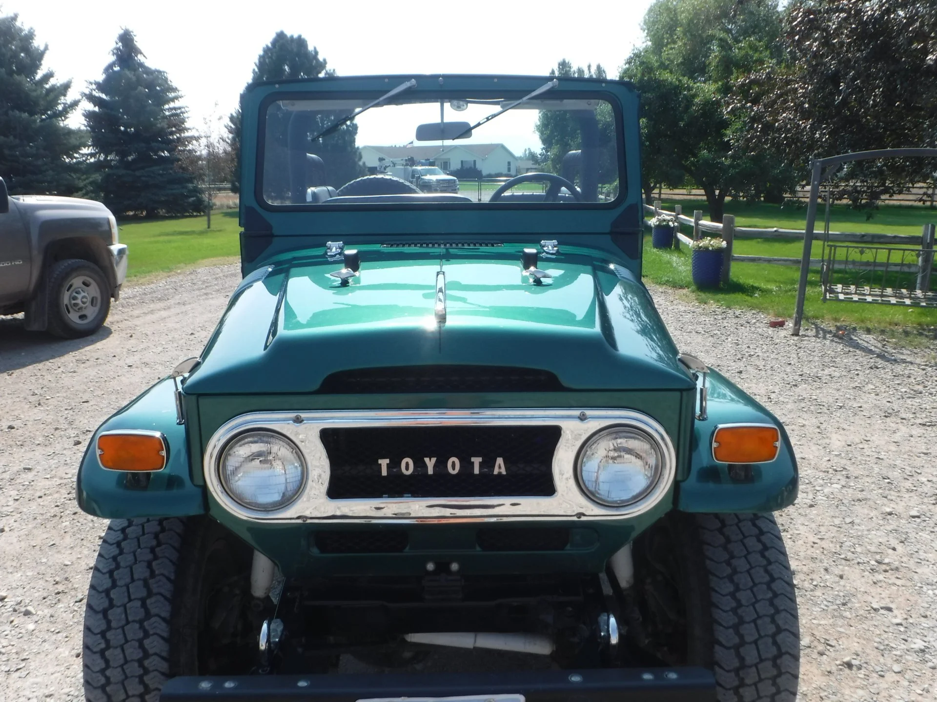 1970 FJ40 outside Helena MT