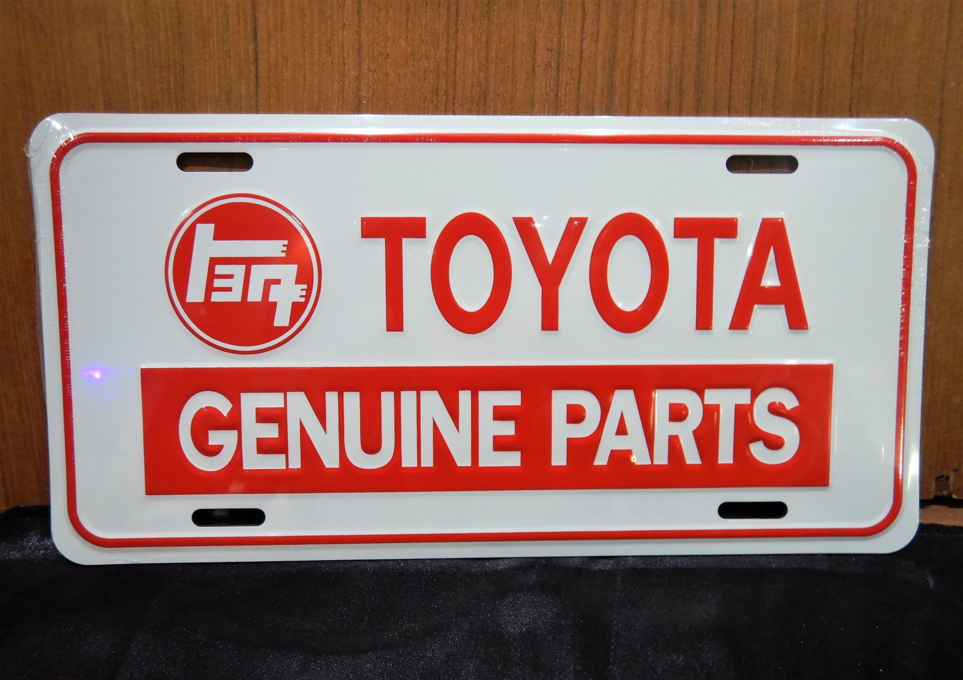 TOYOTA 75444-12600 License Plate 