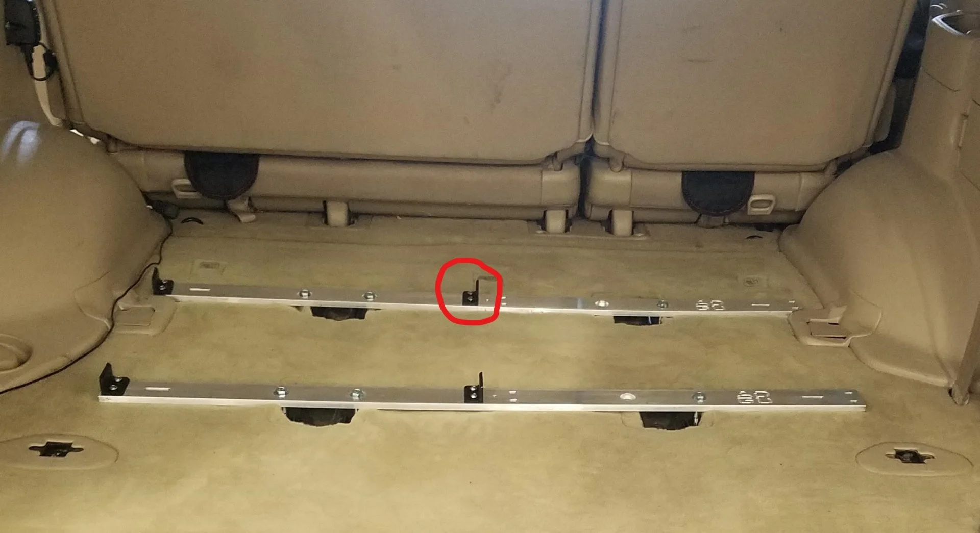 Dual Anchor Bar showing bracket .webp