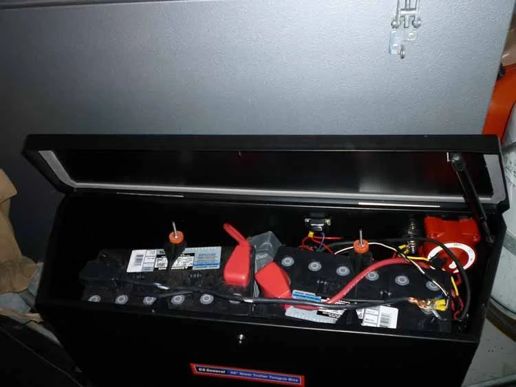 dual batteries 006.webp