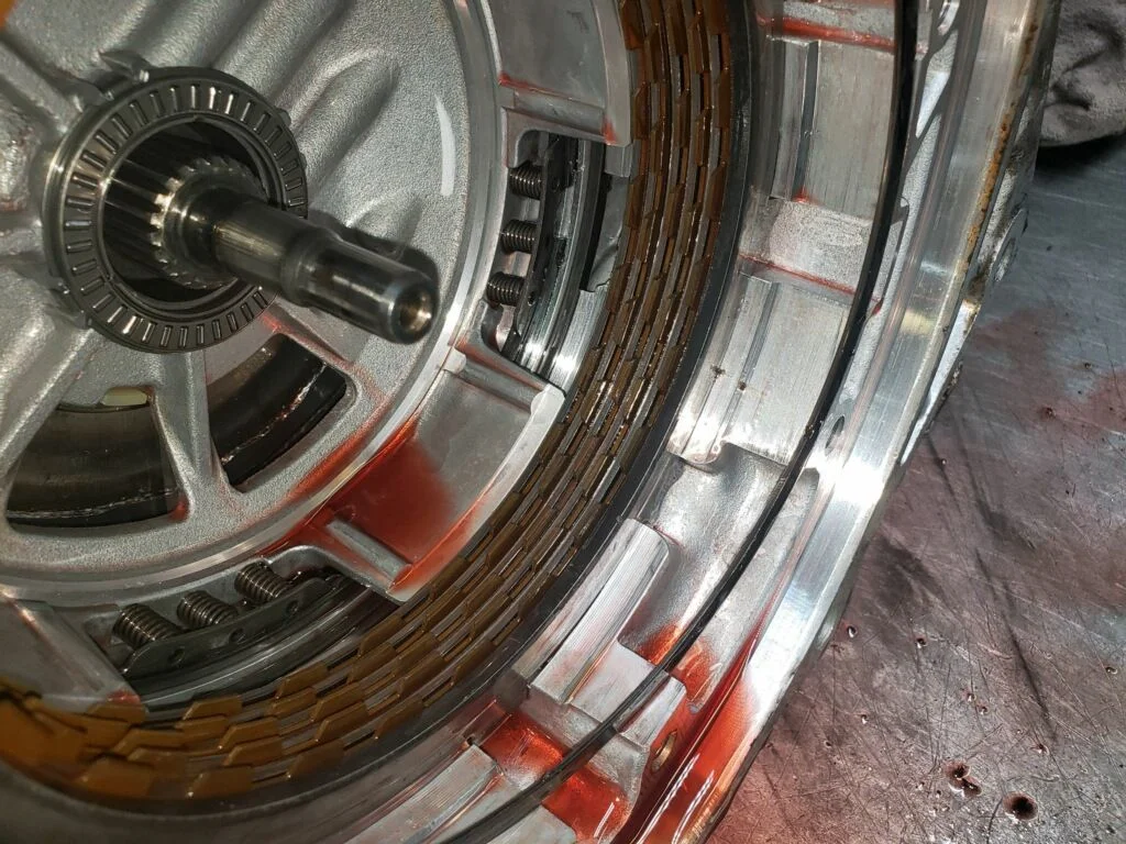1957525