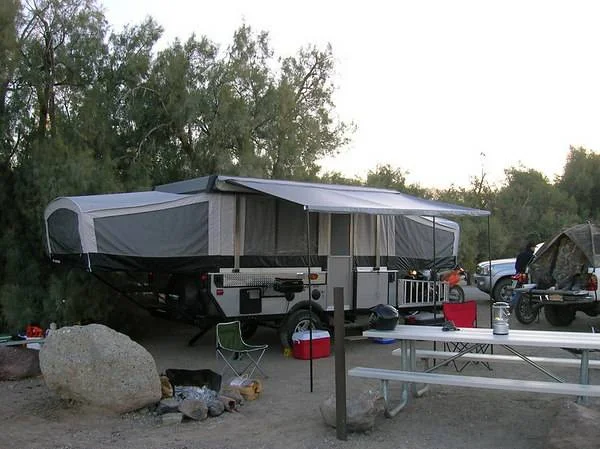 e2 camping.webp