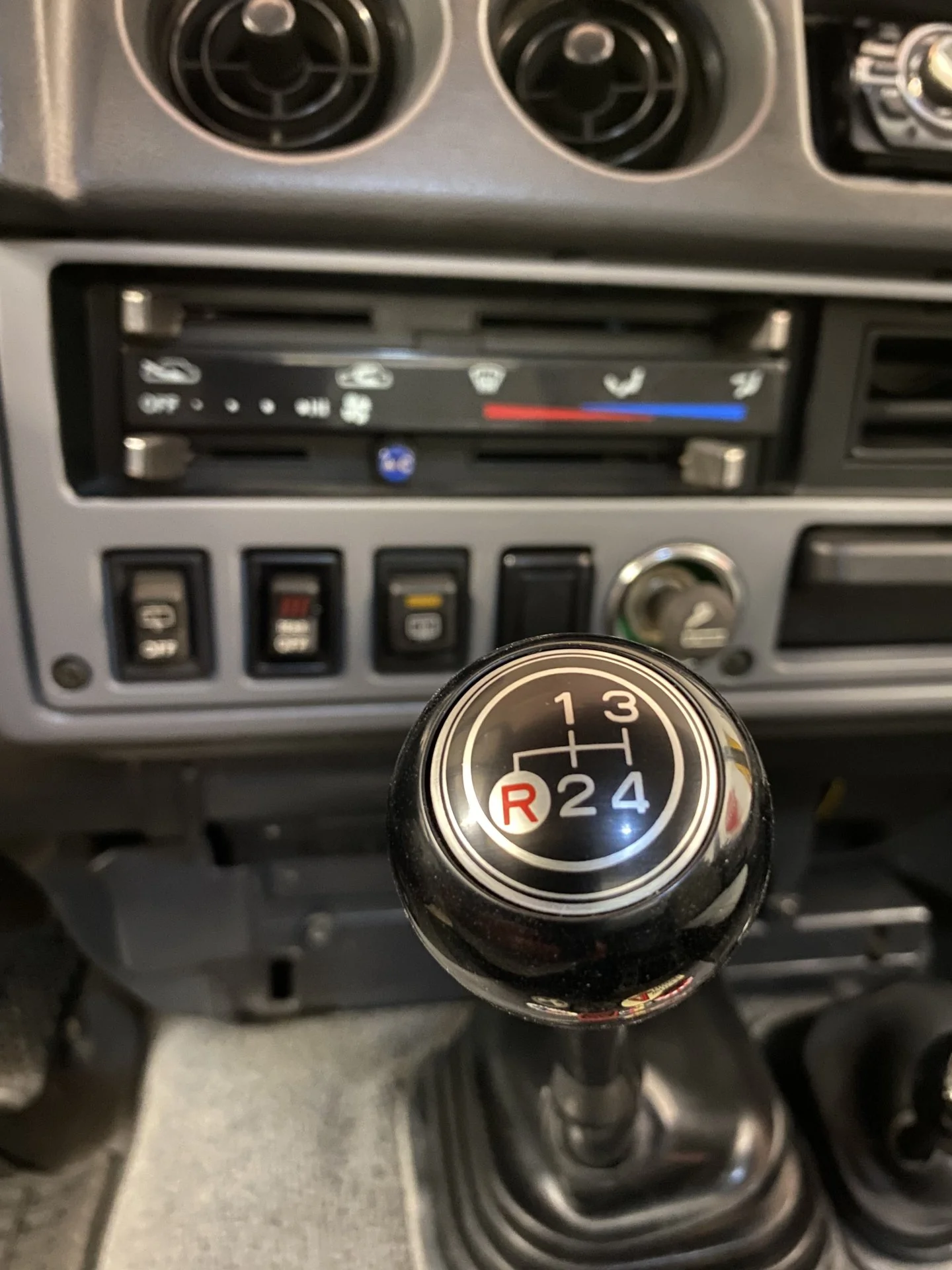 E30FC1A1-C6DB-42F1-AC28-E94C35212453.webp