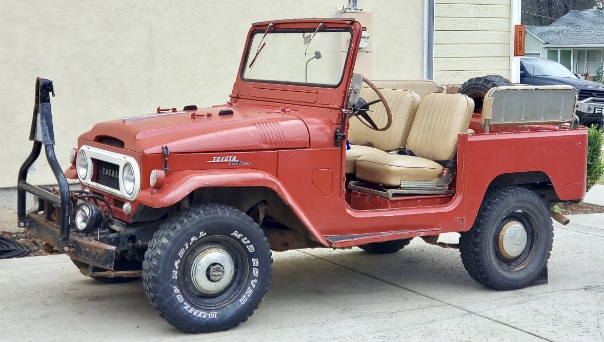 Sacramento, CA: 1965 FJ40 Project - PTO Winch - CA Black Plates - Minimal Rust - Many Spare Parts