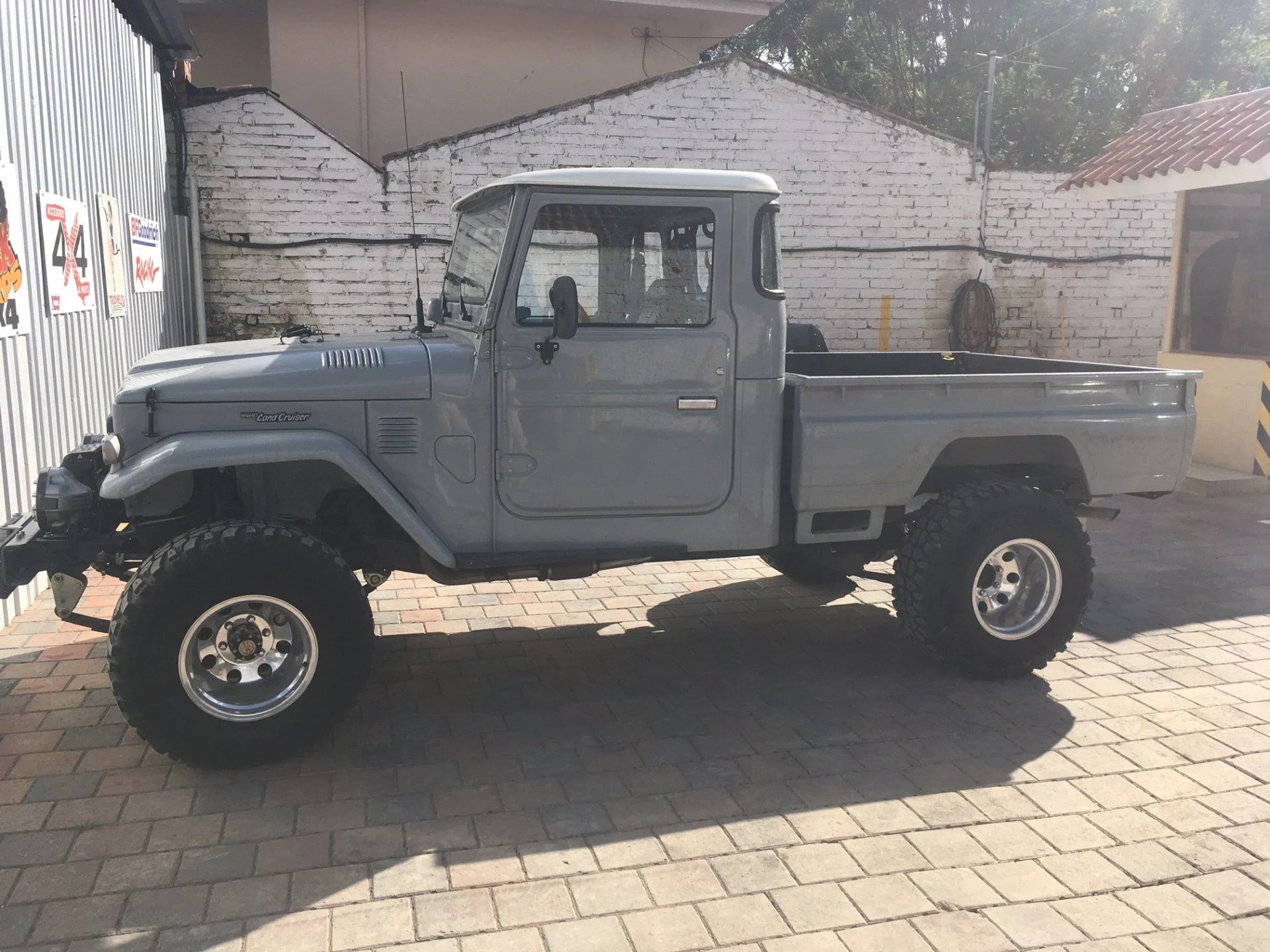 Ecuador FJ45 - Gray 2.webp