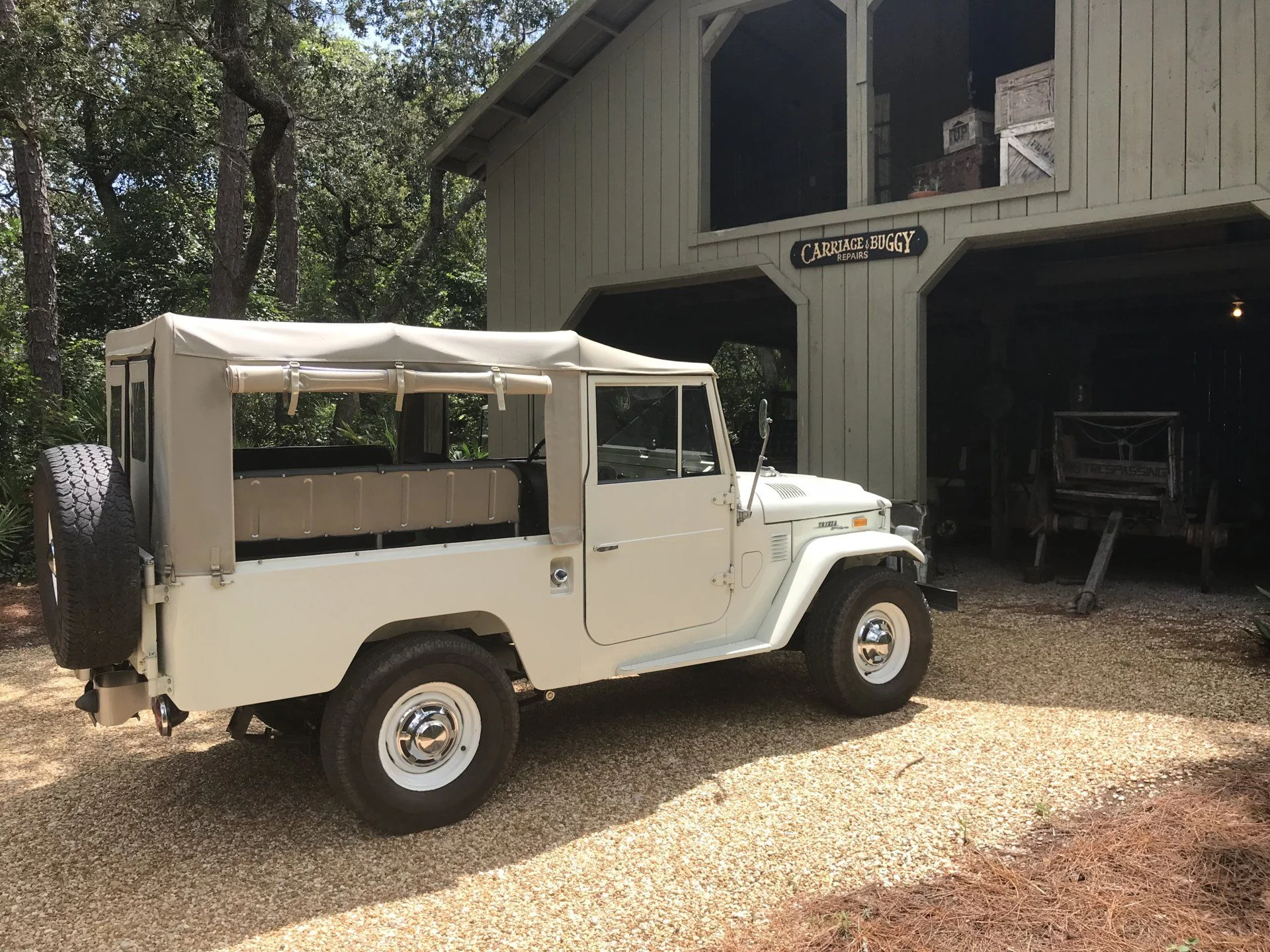 1973 Toyota FJ43L (MINT)