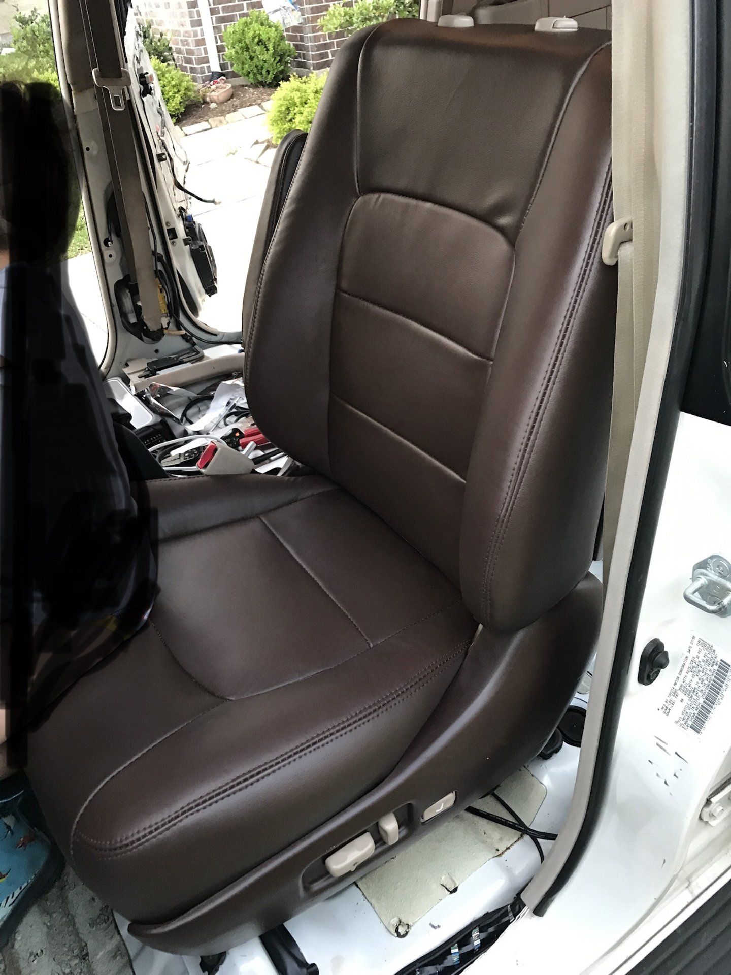 Leather seat comfort of lx470 vs GX470 vs gx460 IH8MUD Forum