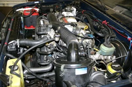 engine bay details 2.webp