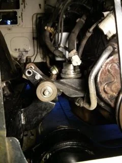 engine-bracket-installed-rf.webp