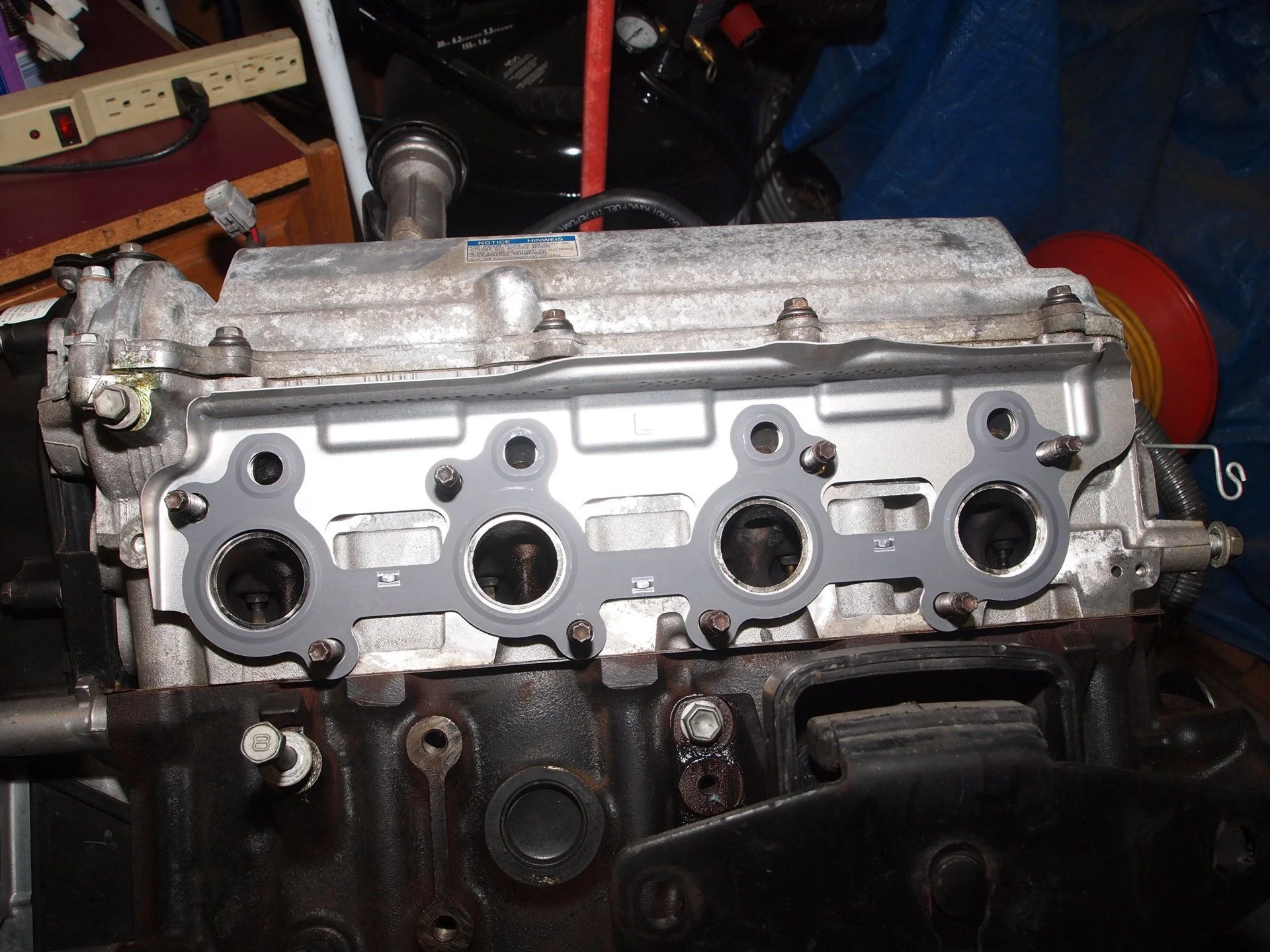 Exhaust manifold install (4).webp