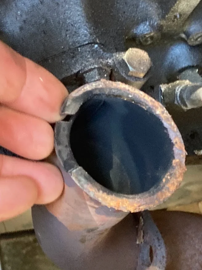 exhaust pipe below manifold.jpg