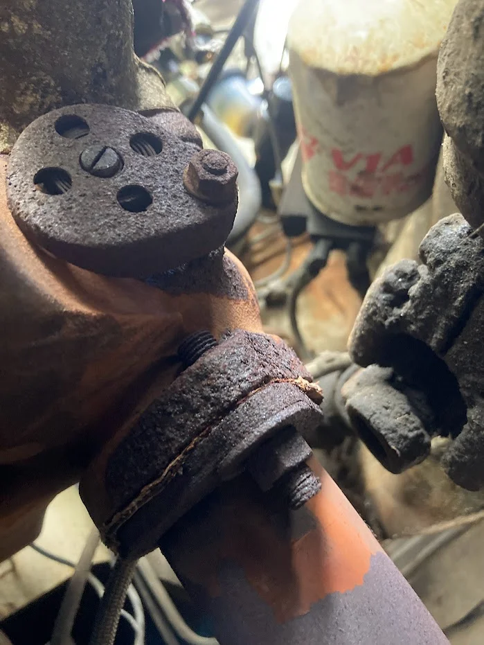 exhaust pipe flange.webp