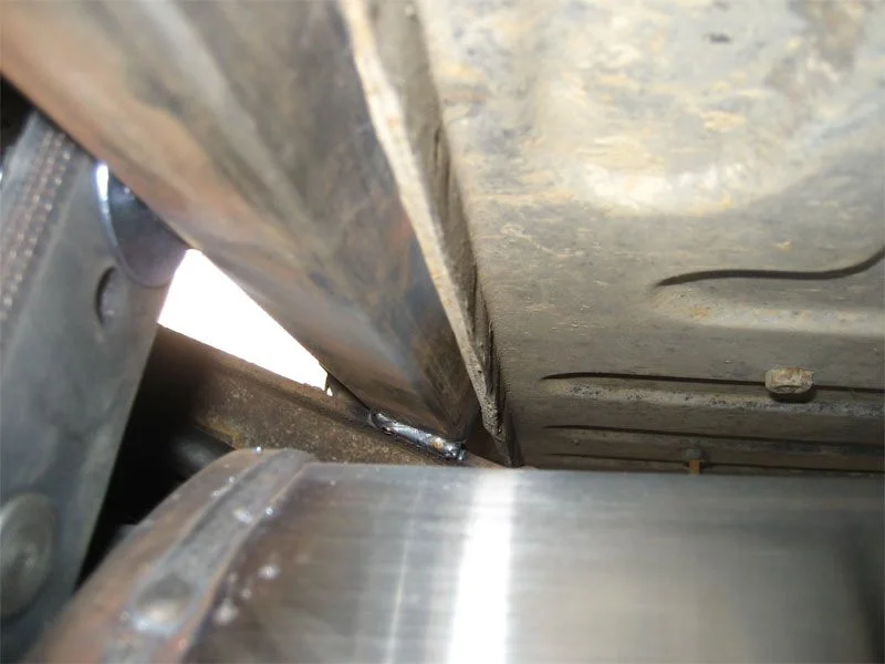exhaustbracket.jpg