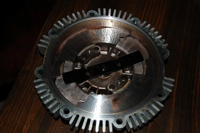 fan clutch 010 (Medium).webp