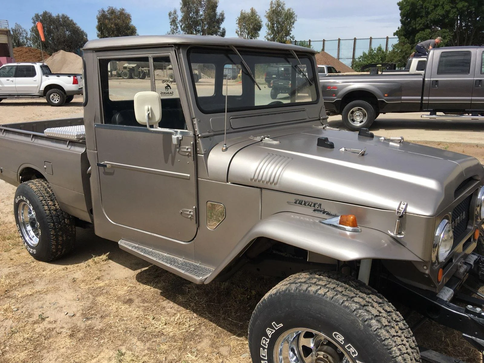 1964 Toyota Landcruiser FJ pickup