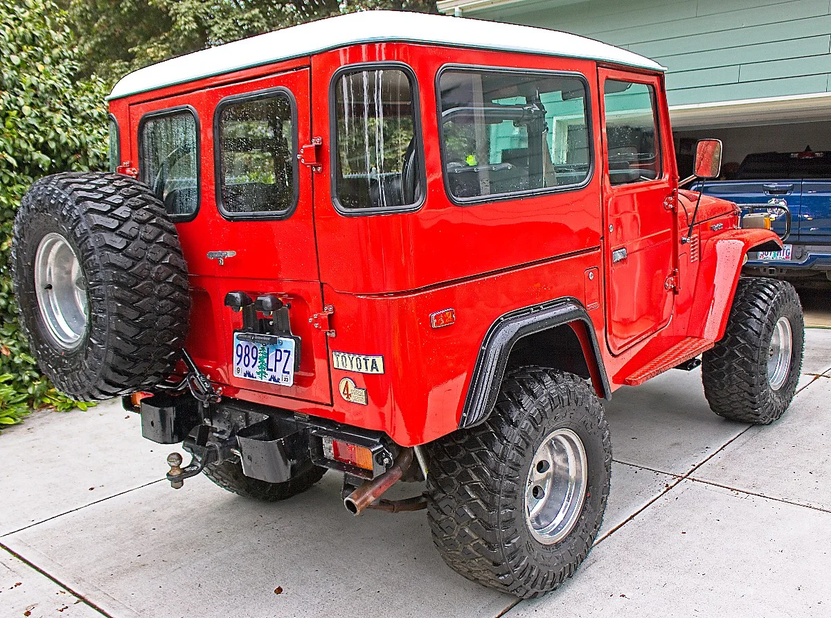 FJ R REAR WET.webp