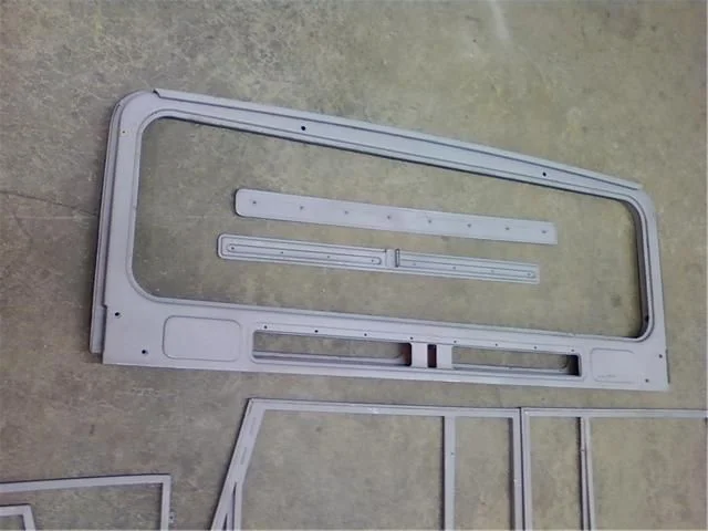 fj sandblasted windsheild frame.webp