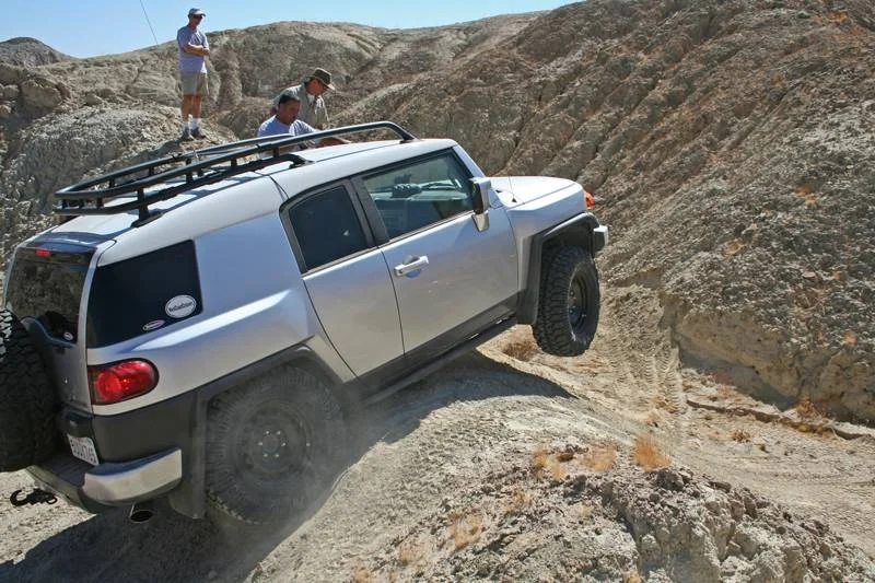 FJ-wheelin.webp