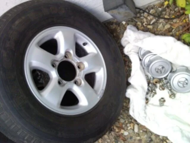 FJ100Wheels-2.webp