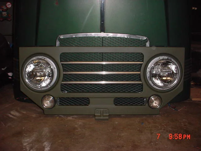 FJ25 REPRODUCTION BIB front.webp