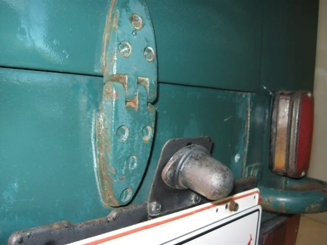 FJ25- Theiss (Toyota Aust) Elec Lic Plate Lamp (2).webp