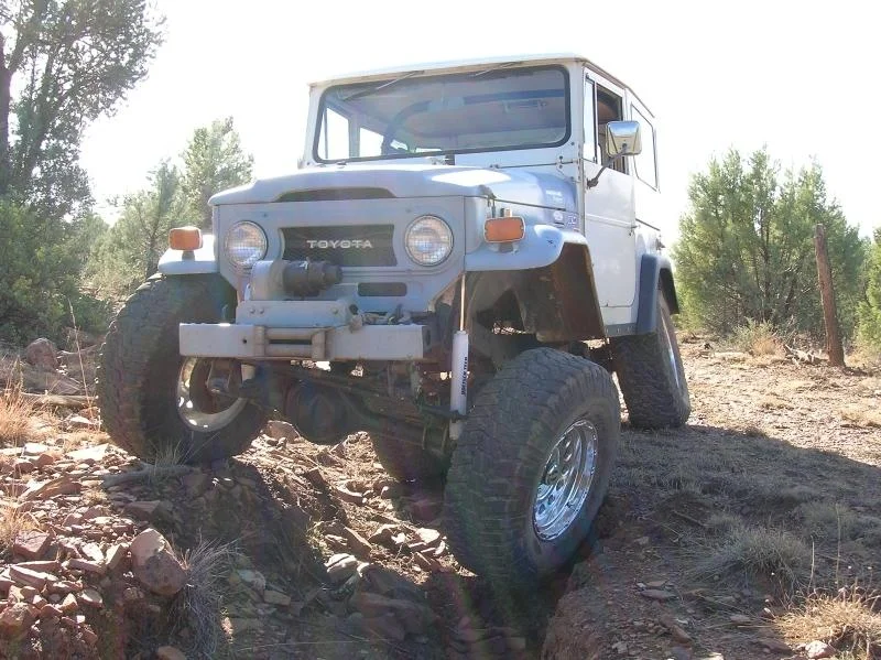 FJ40 (1).webp