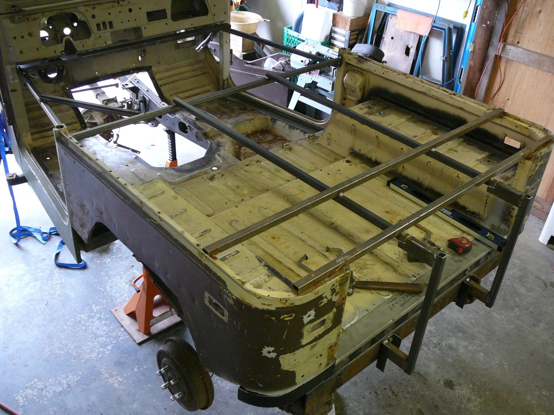 FJ40 Body Restoration 003.webp