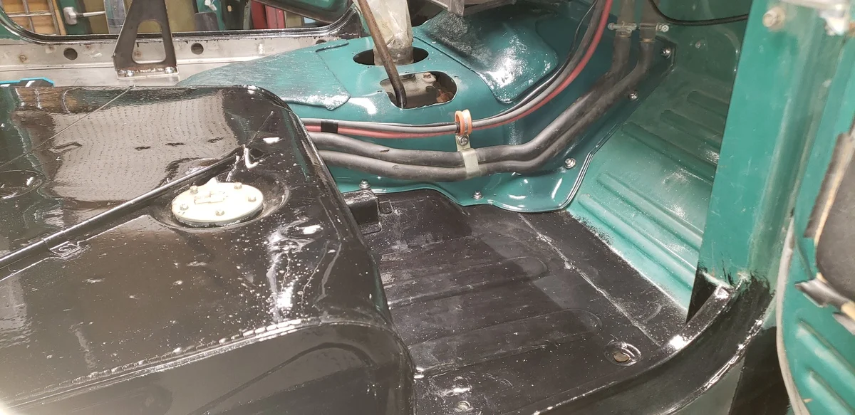 FJ40 Gas Tank and Transmission Hump Install.webp