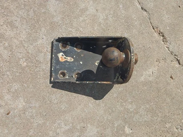 FJ40-Hitch.webp
