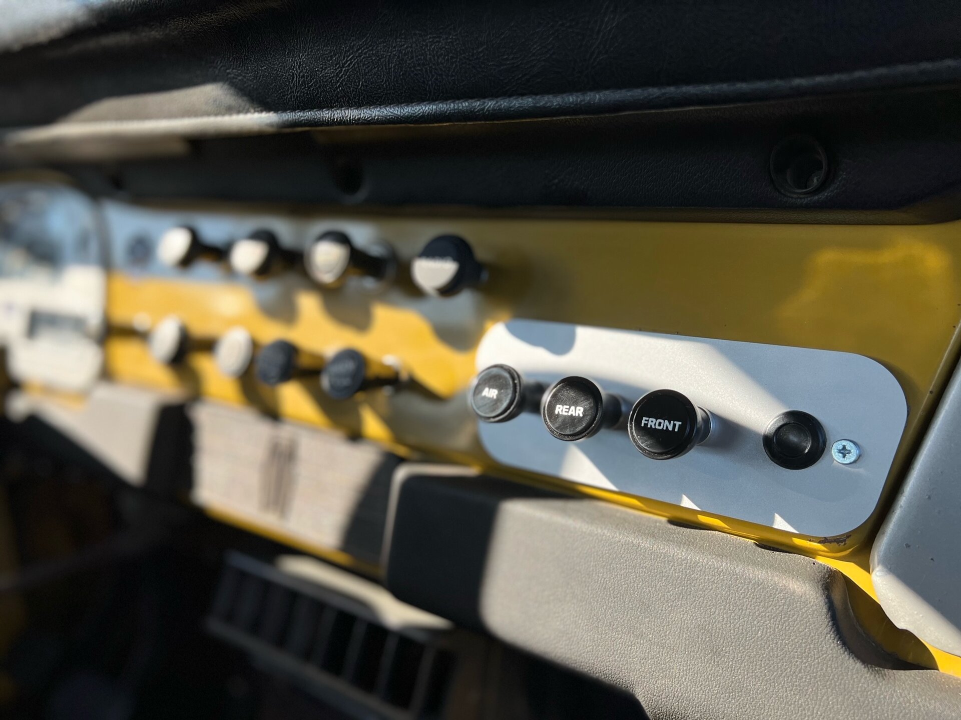 FJ40.jpeg