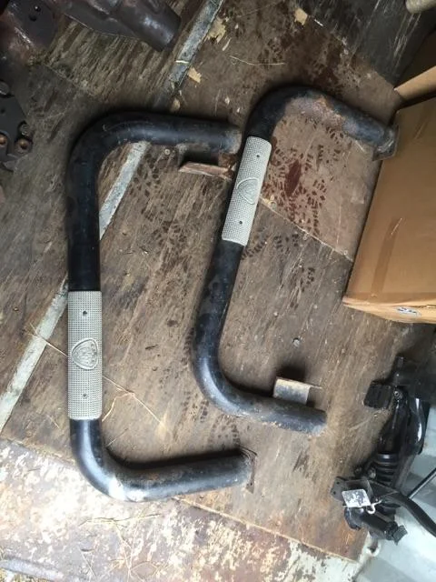 fj40 nerf bar 1.webp