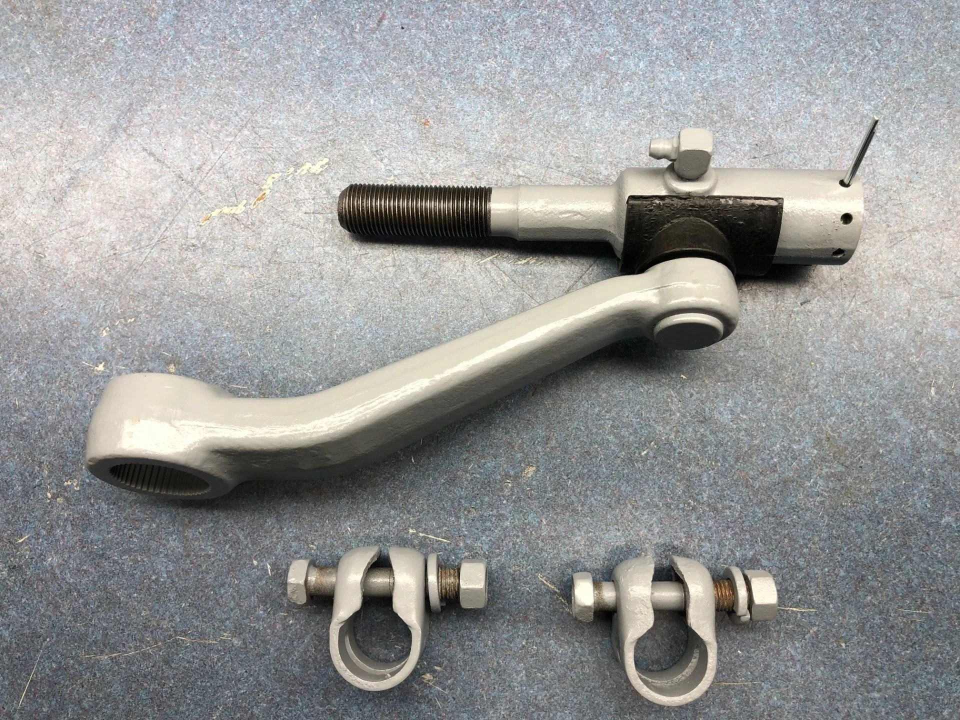 FJ40 OEM Drag Link - w Rod Clamps.webp