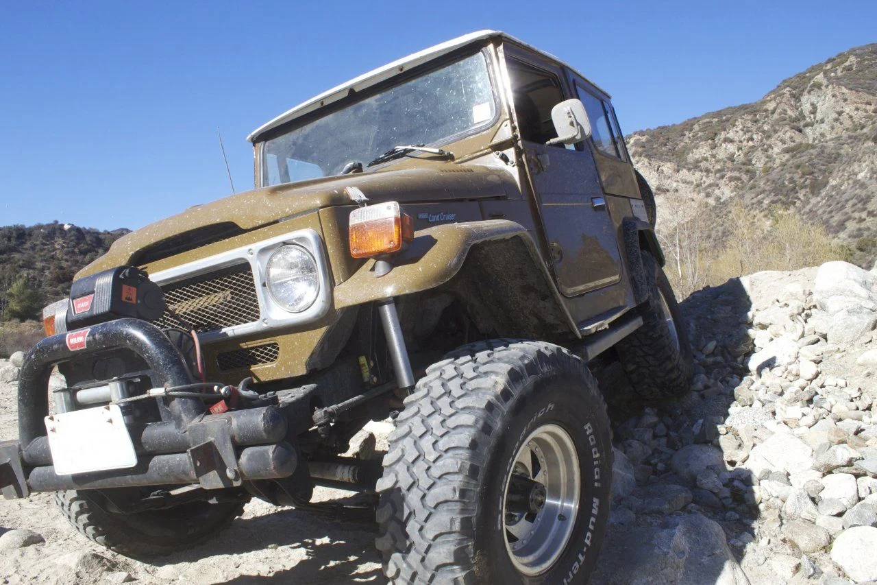 FJ40 ON THE ROCKS copy CL.webp