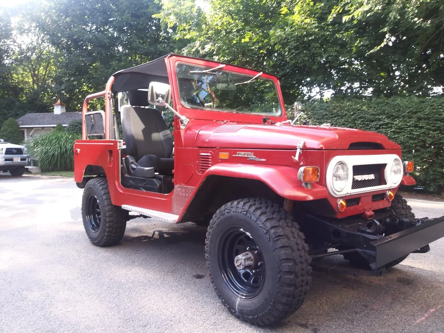 1969 FJ40 Freeborn Red with Aqualu tub-  Boston