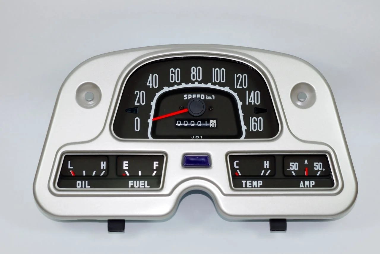 FJ40 Speedo KmH.webp