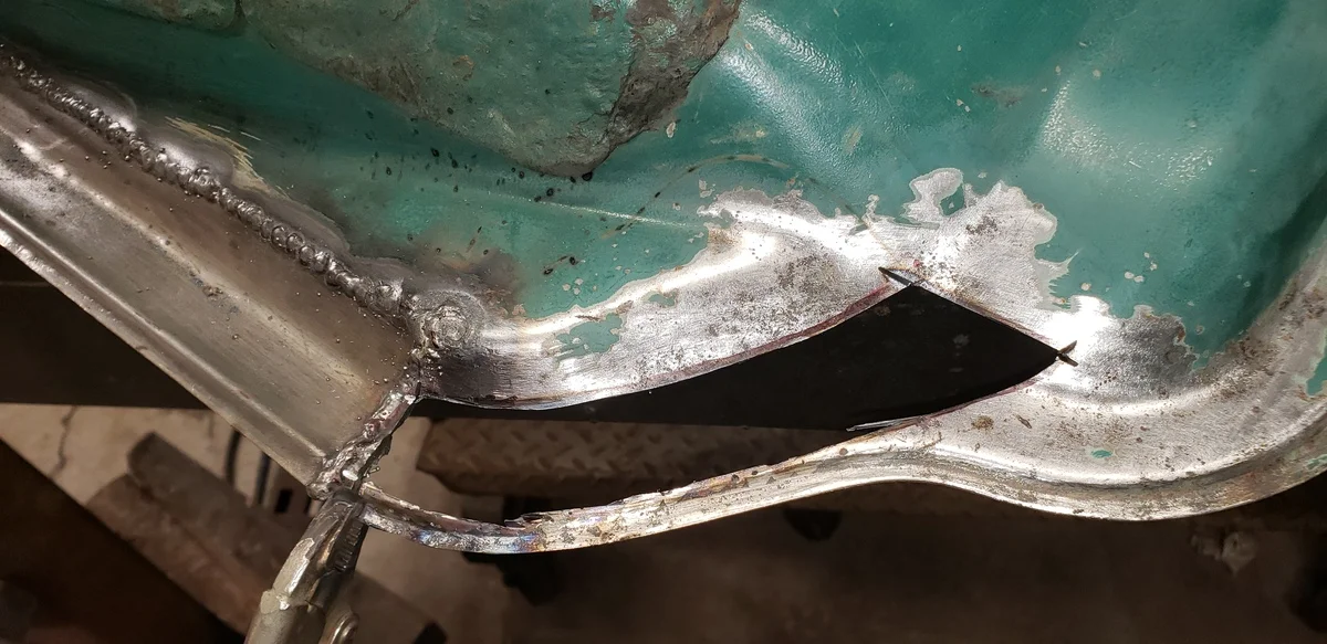 FJ40 Tunnel Repair using Stainless-19.jpg