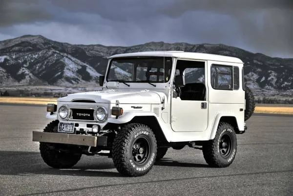 FJ40.webp