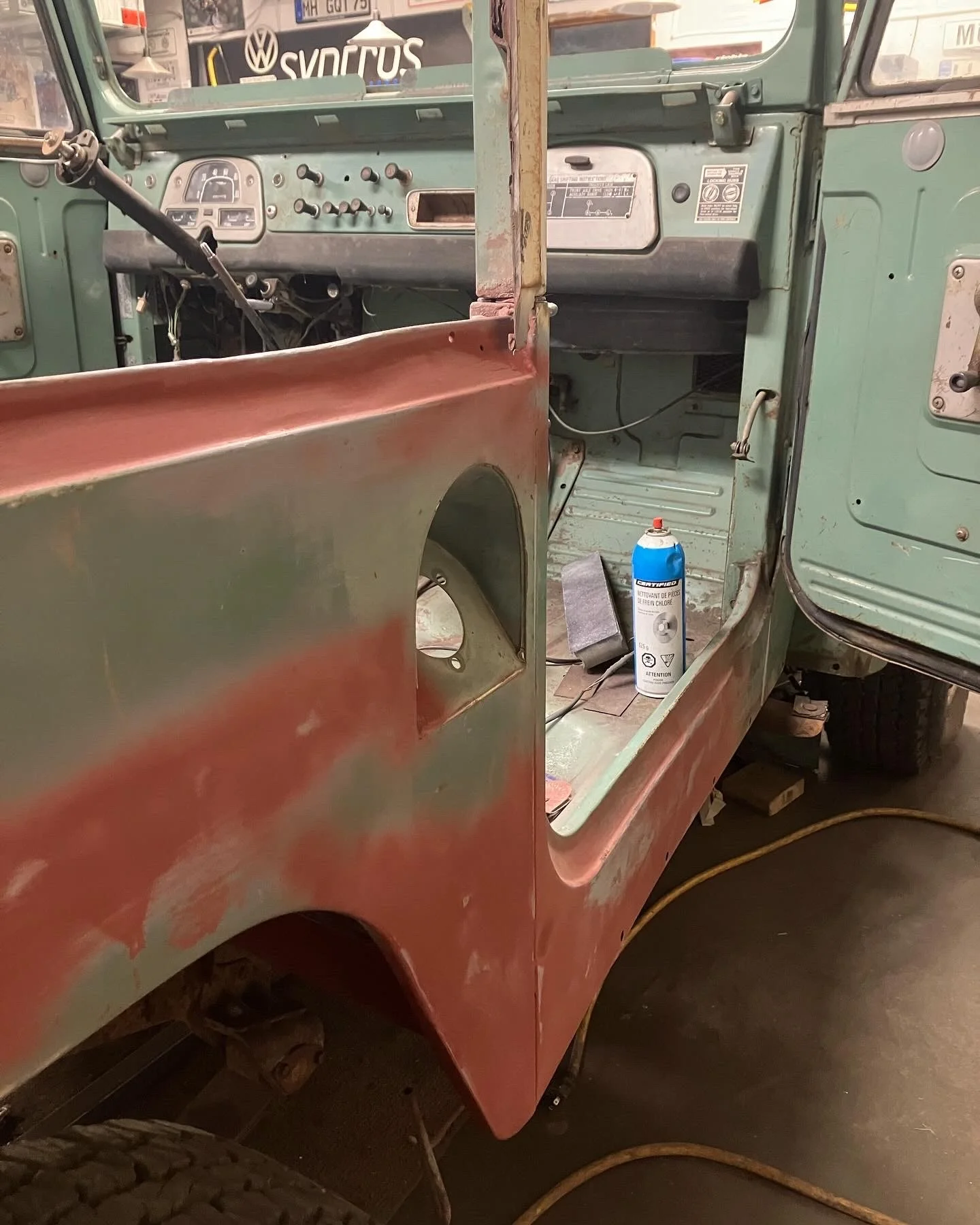fj40249.webp
