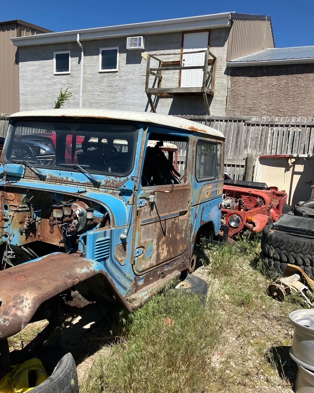 fj40269.webp