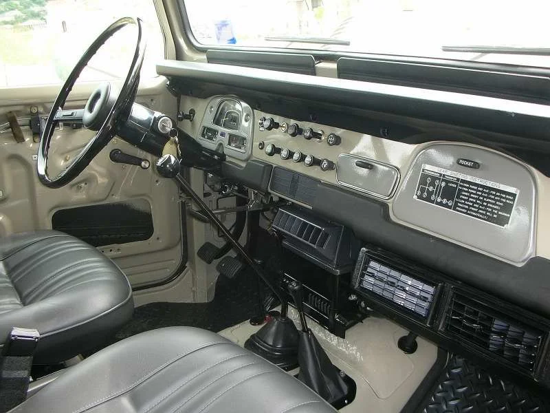 FJ404.webp