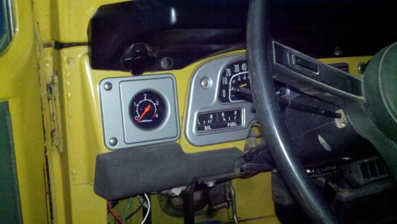 FJ40_1979_Tacometer0002.webp