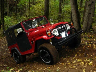 FJ40_Approach.webp