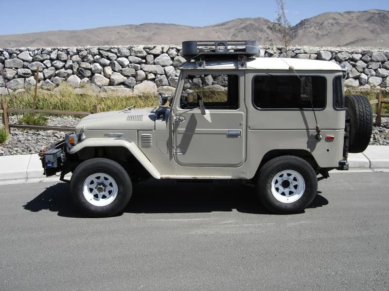 FJ40tan1.webp